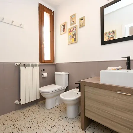 Gardawinehouse * Centenaro